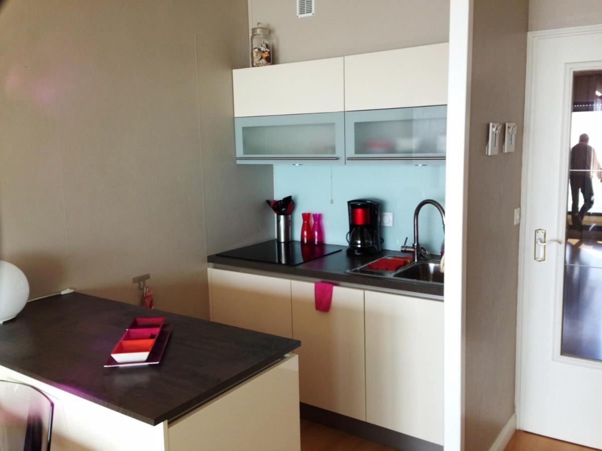 Appartement T2 Refait A Neuf Avec Balcon Face Mer Et Ascenseur, Au Coeur Des Sables-D'Olonne - Fr-1-485-70 Les Sables-dʼOlonne 외부 사진